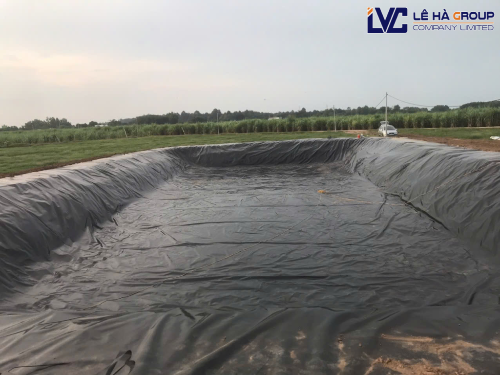 báo giá thi công bạt lót ao hồ chứa nước HDPE dày 0.5mm diện tích 2000m2 ở củ chi tphcm